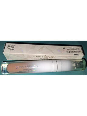 NEW LUNAR BEAUTY MOON LIP GLOSS HIGH END LIP WEAR COLOR STICK GEM TOP MAKEUP